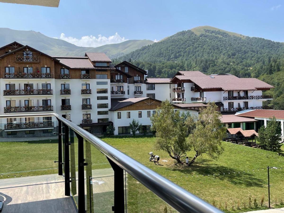 باكورياني Snow Pine Suite - 4 Star Resort المظهر الخارجي الصورة
